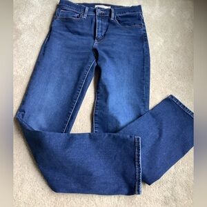 Levi’s Premium 724 High Rise Straight  28 . Blank Label